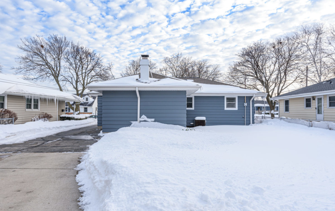 2430 E Armour Ave Saint Francis Benefit Realty