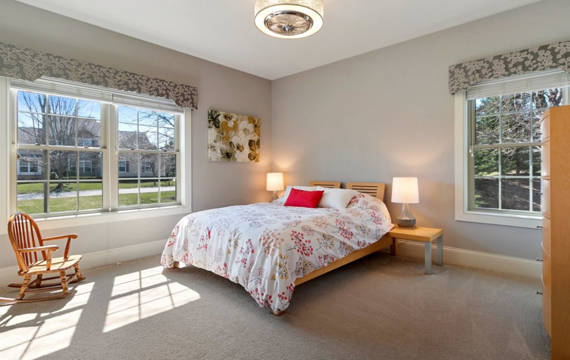 7180 W River Birch Dr Mequon Benefit Realty