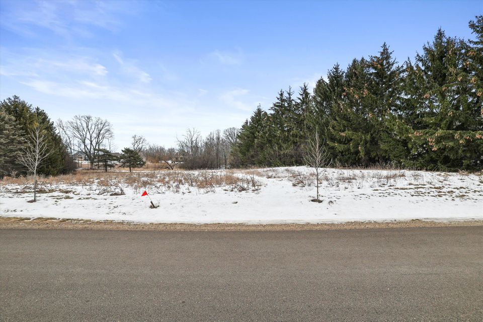 W129N11960 Harvest Ridge Lot 17 Germantown Benefit Realty
